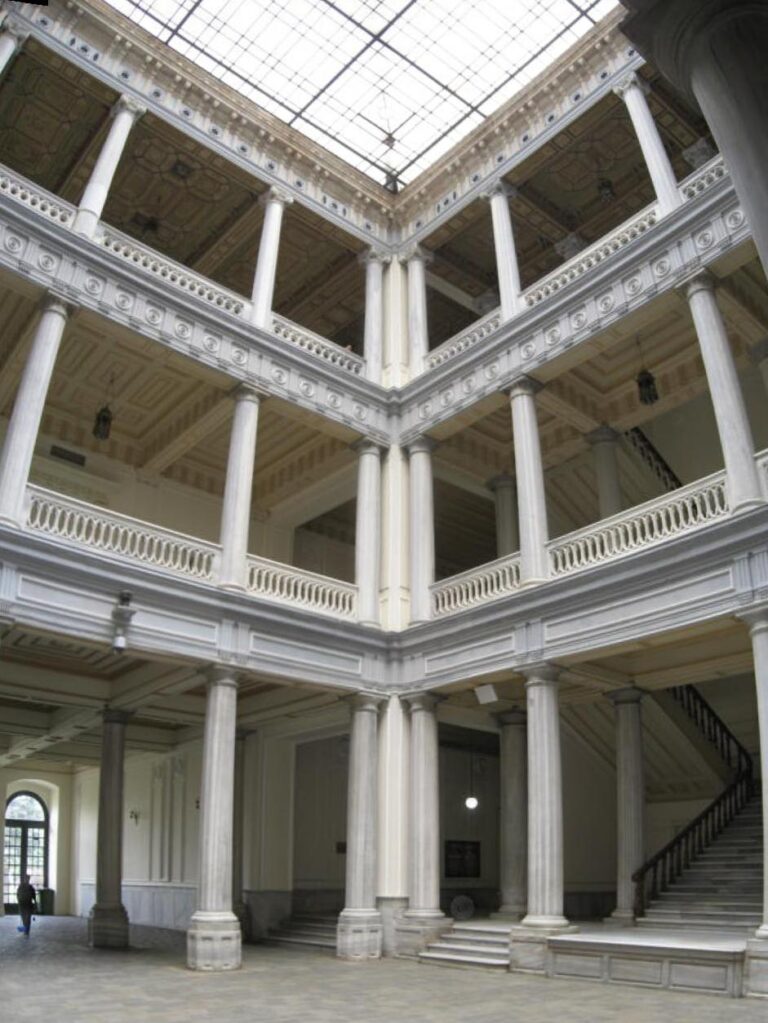 جامعة إسطنبول ميدبول