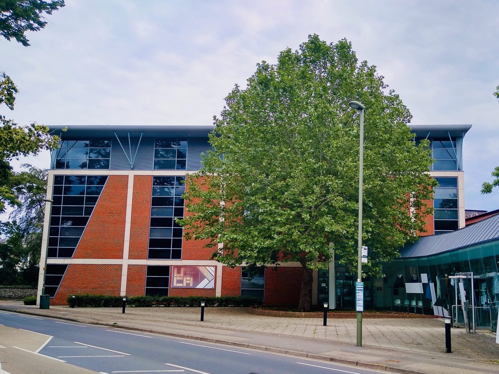 University for the Creative Arts (UCA)